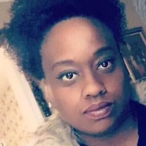 Meet your Posher, Carla